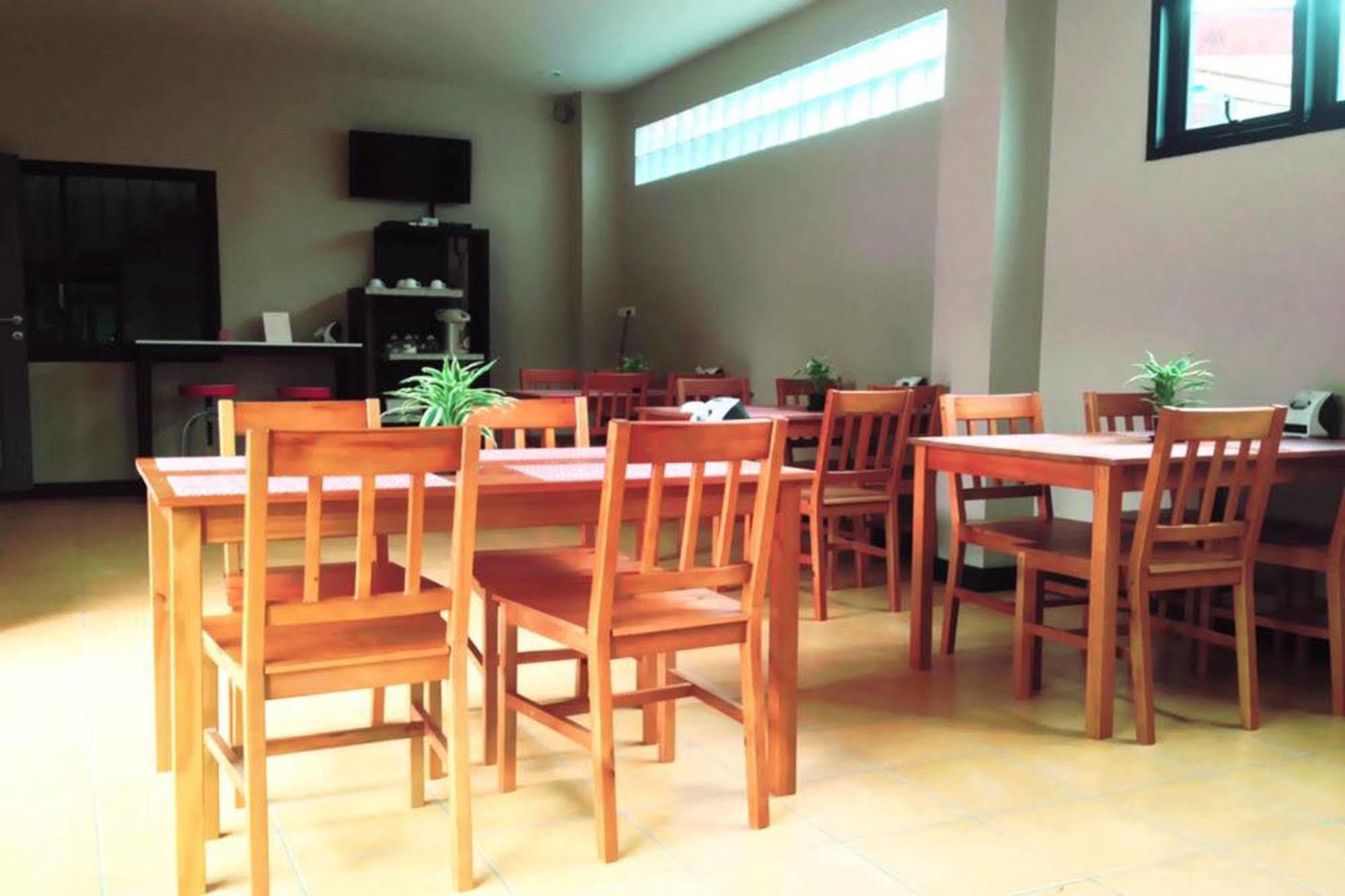 Hotel Mulberry House à Pak Thong Chai Extérieur photo